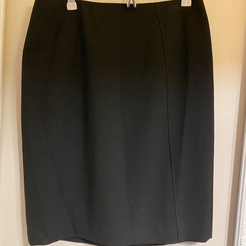 Classic halogen pencil skirt